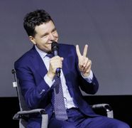 Nicuşor Dan a semnat vineri seara. Se taie salariile, indemnizaţiile, sporurile, IMEDIAT ce apare legea în Monitor